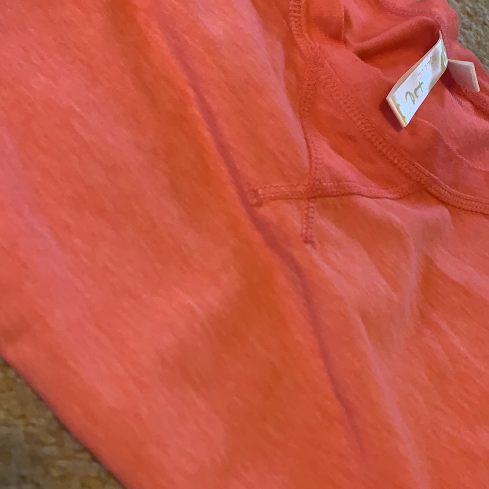 NWOT Green tea top size small - Picture 14 of 15